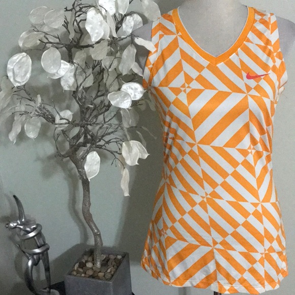 Nike Tops - NIKE DRY FIT TOP